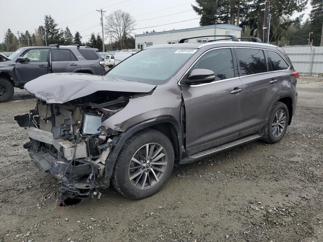 2019 TOYOTA HIGHLANDER