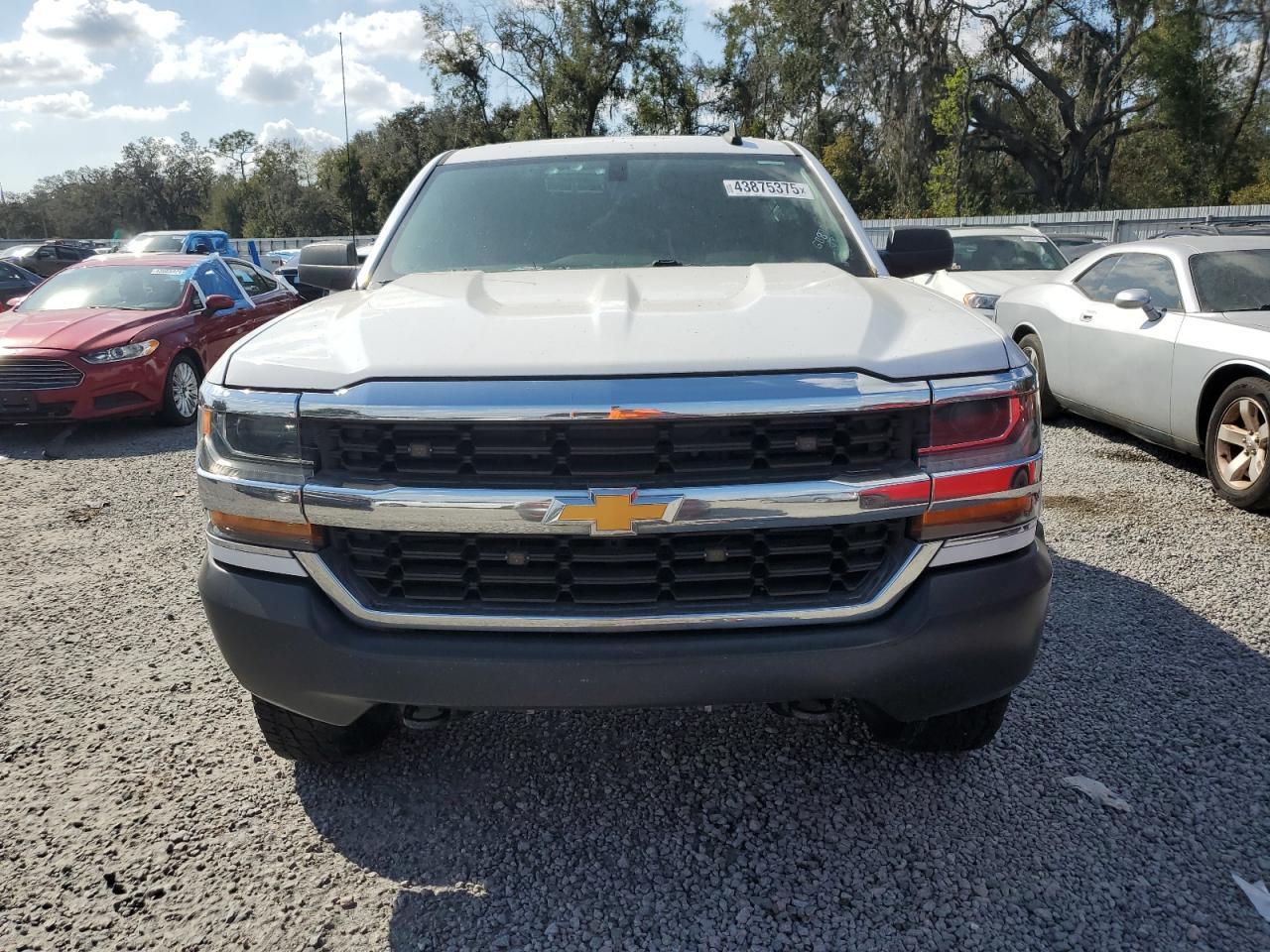 2018 CHEVROLET SILVERADO - Фото 5