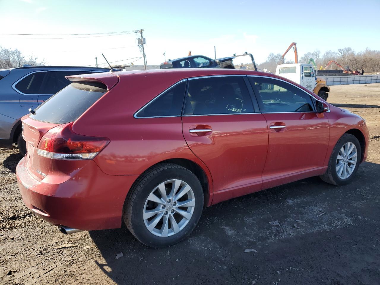 2013 TOYOTA VENZA LE - Фото 3