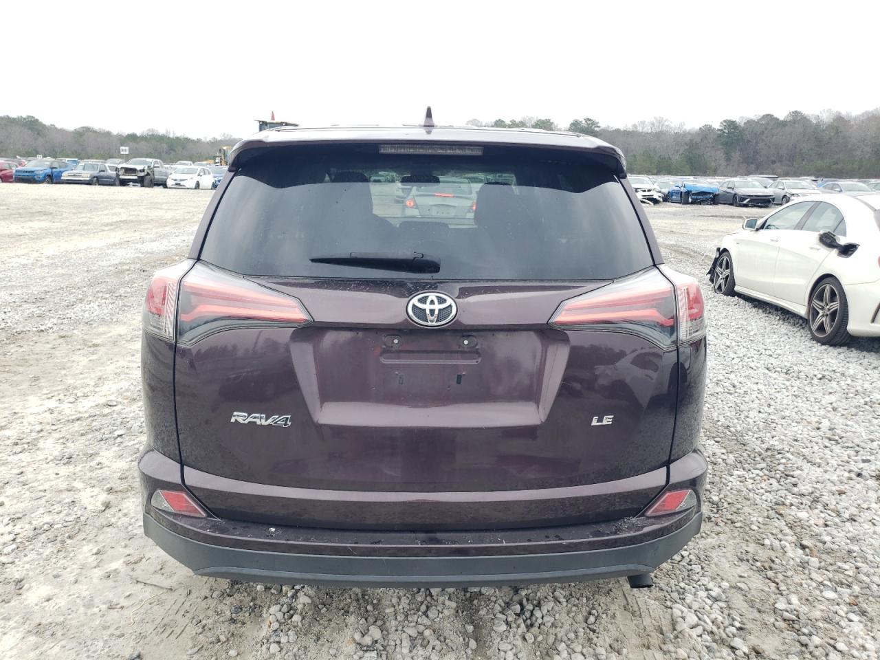 2018 TOYOTA RAV4 LE - Image 6