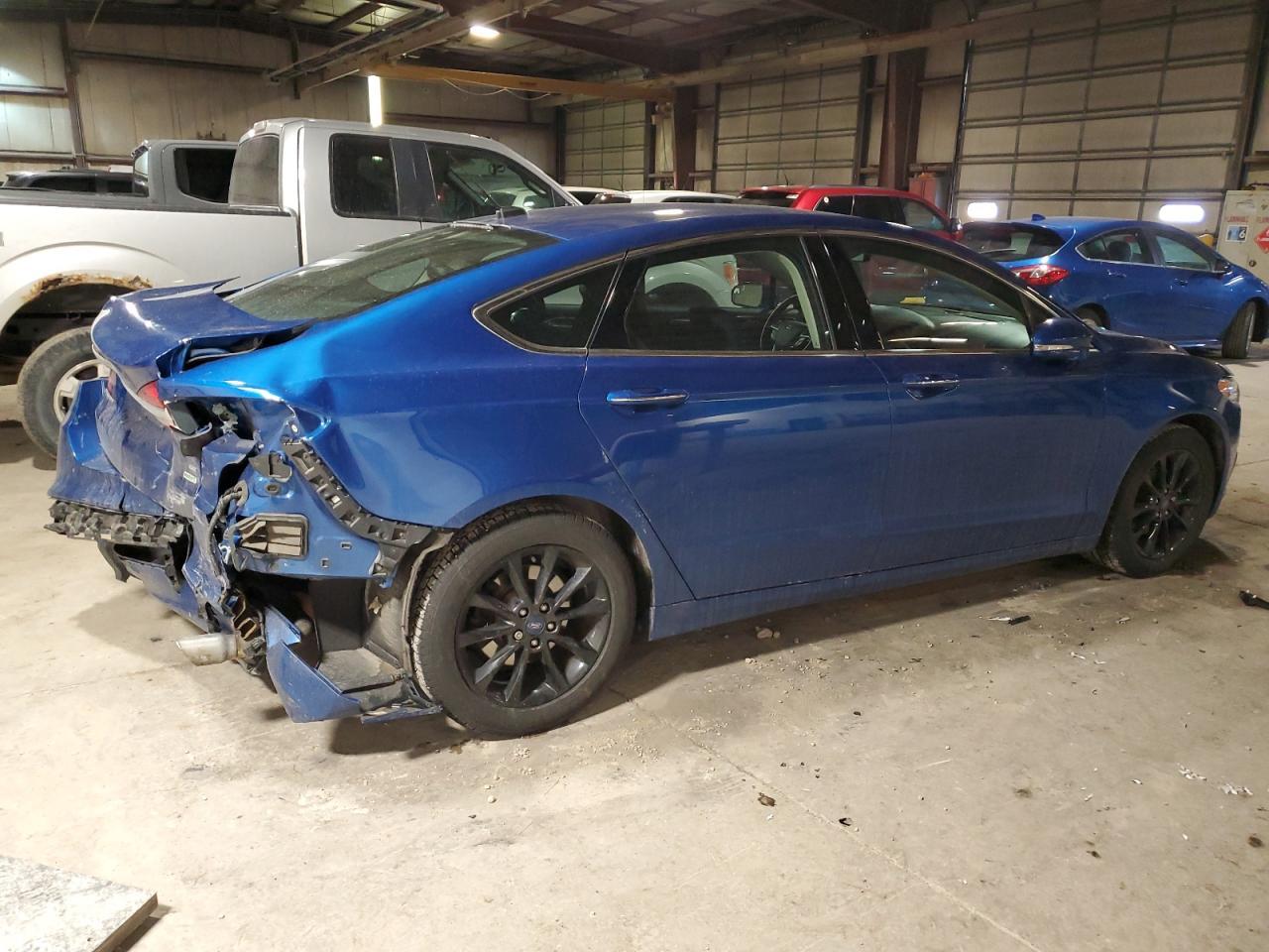 2017 FORD FUSION SE - Фото 3