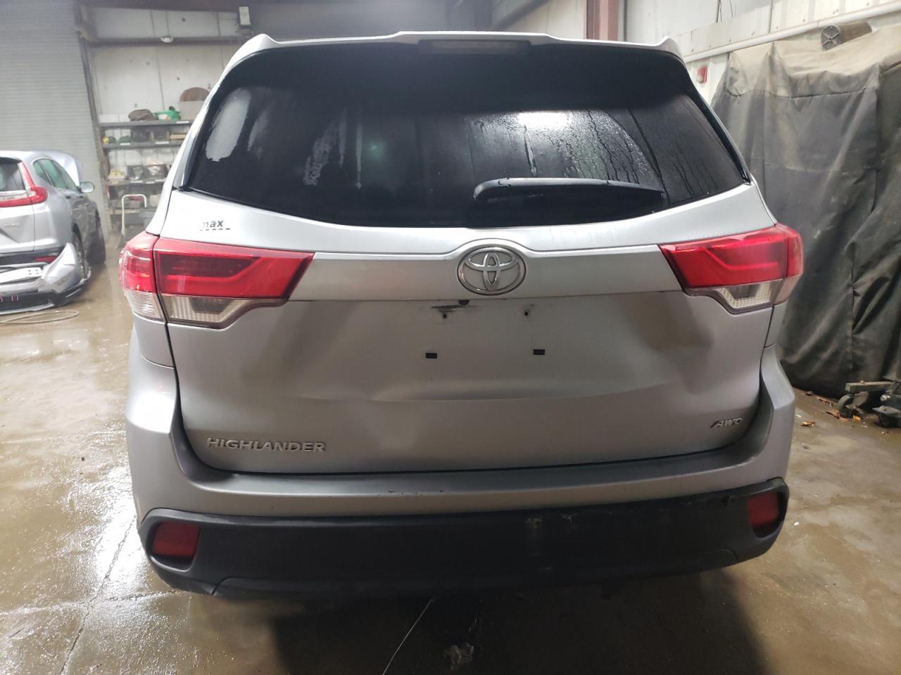 2018 TOYOTA HIGHLANDER - Image 6