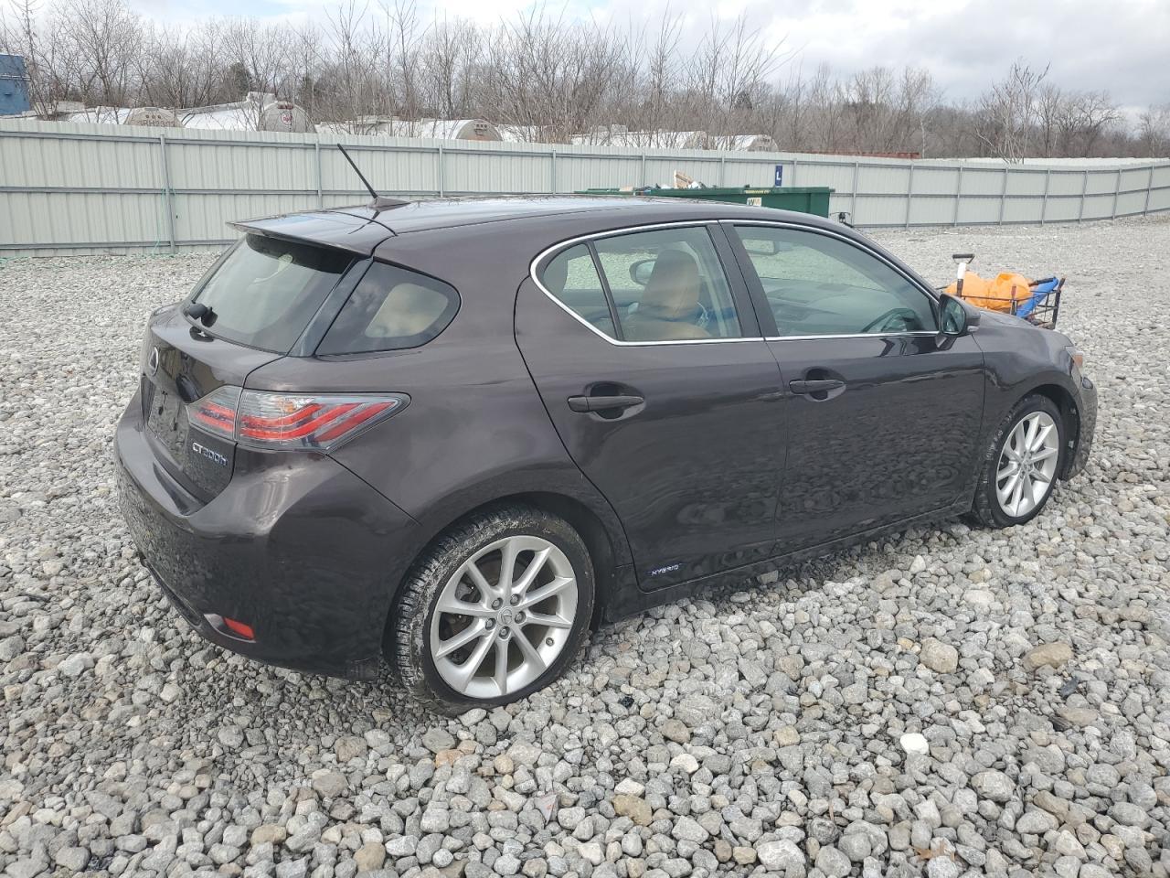 2013 LEXUS CT 200 - Фото 3