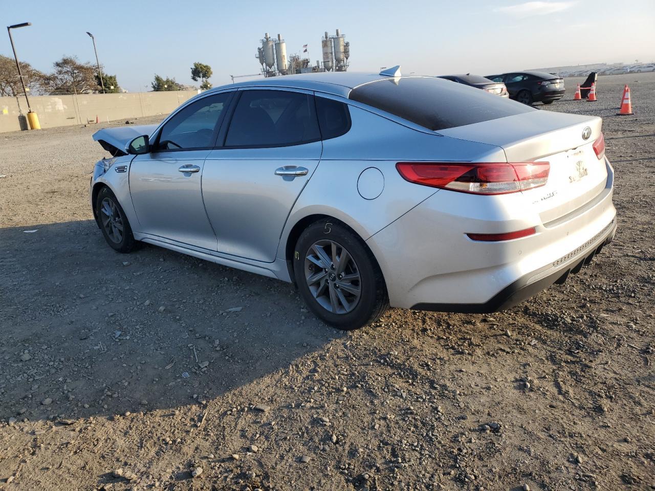 2019 KIA OPTIMA LX - Фото 2
