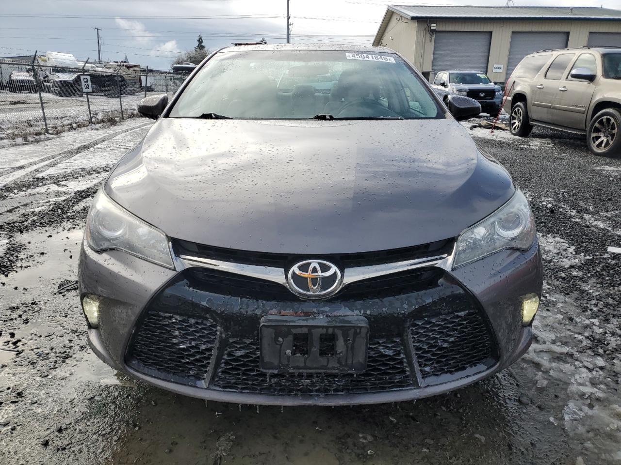 2015 TOYOTA CAMRY LE - Фото 5