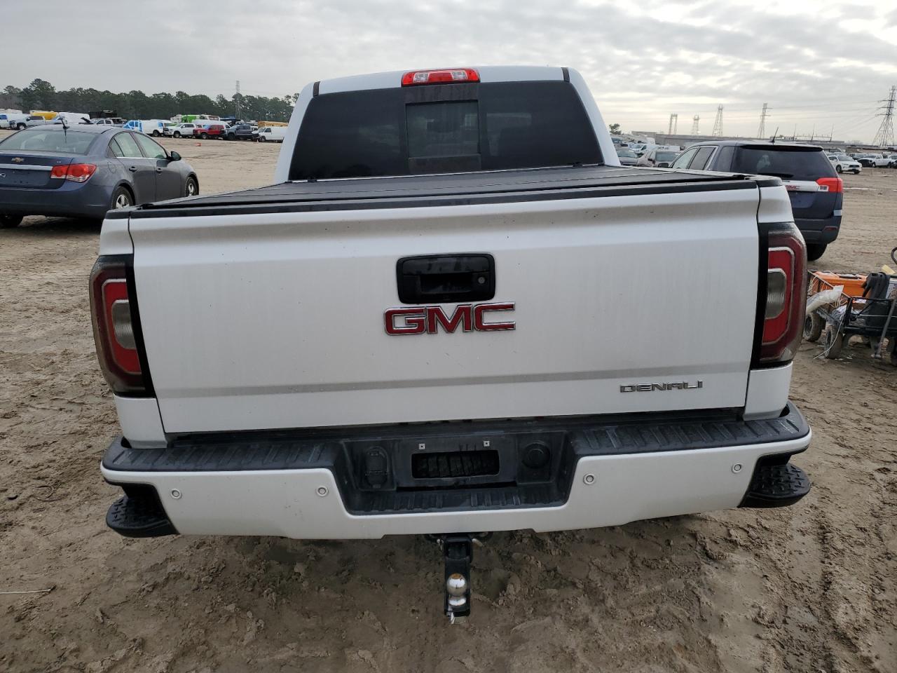 2018 GMC SIERRA K15 - Фото 6