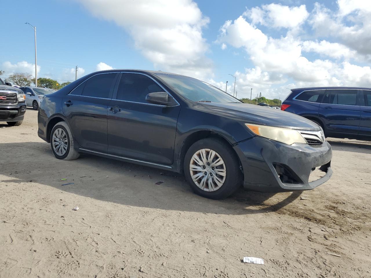 2012 TOYOTA CAMRY BASE - Фото 4