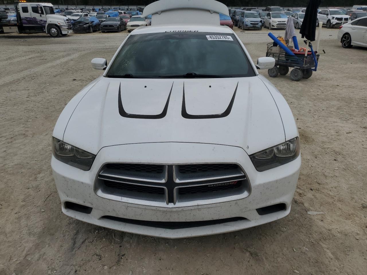 2014 DODGE CHARGER SE - Image 5