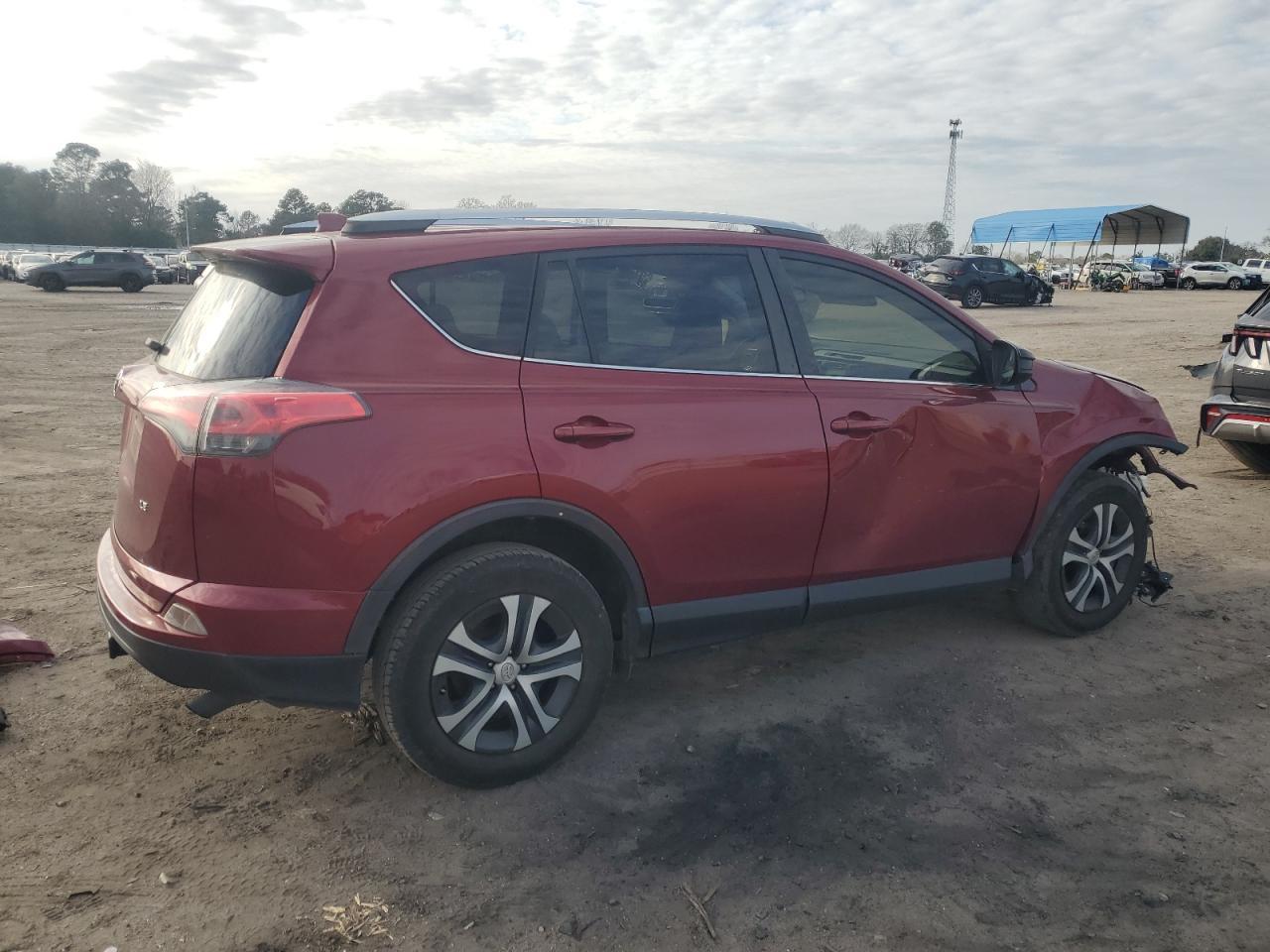 2018 TOYOTA RAV4 LE - Image 3