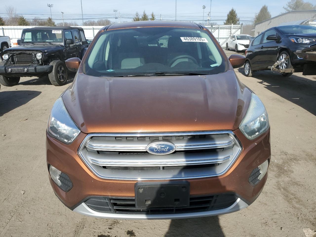 2017 FORD ESCAPE SE - Image 5
