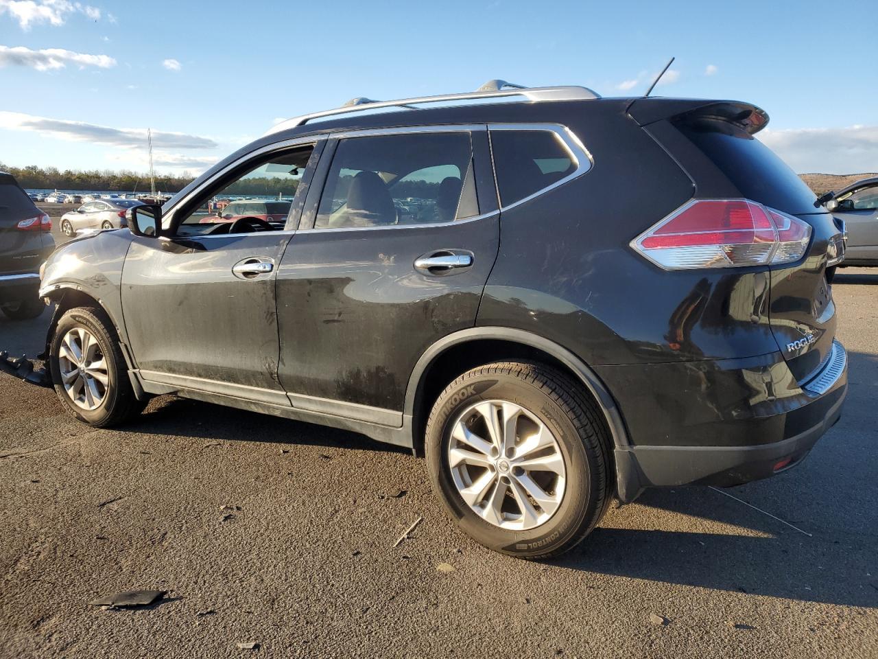 2016 NISSAN ROGUE S - Image 2