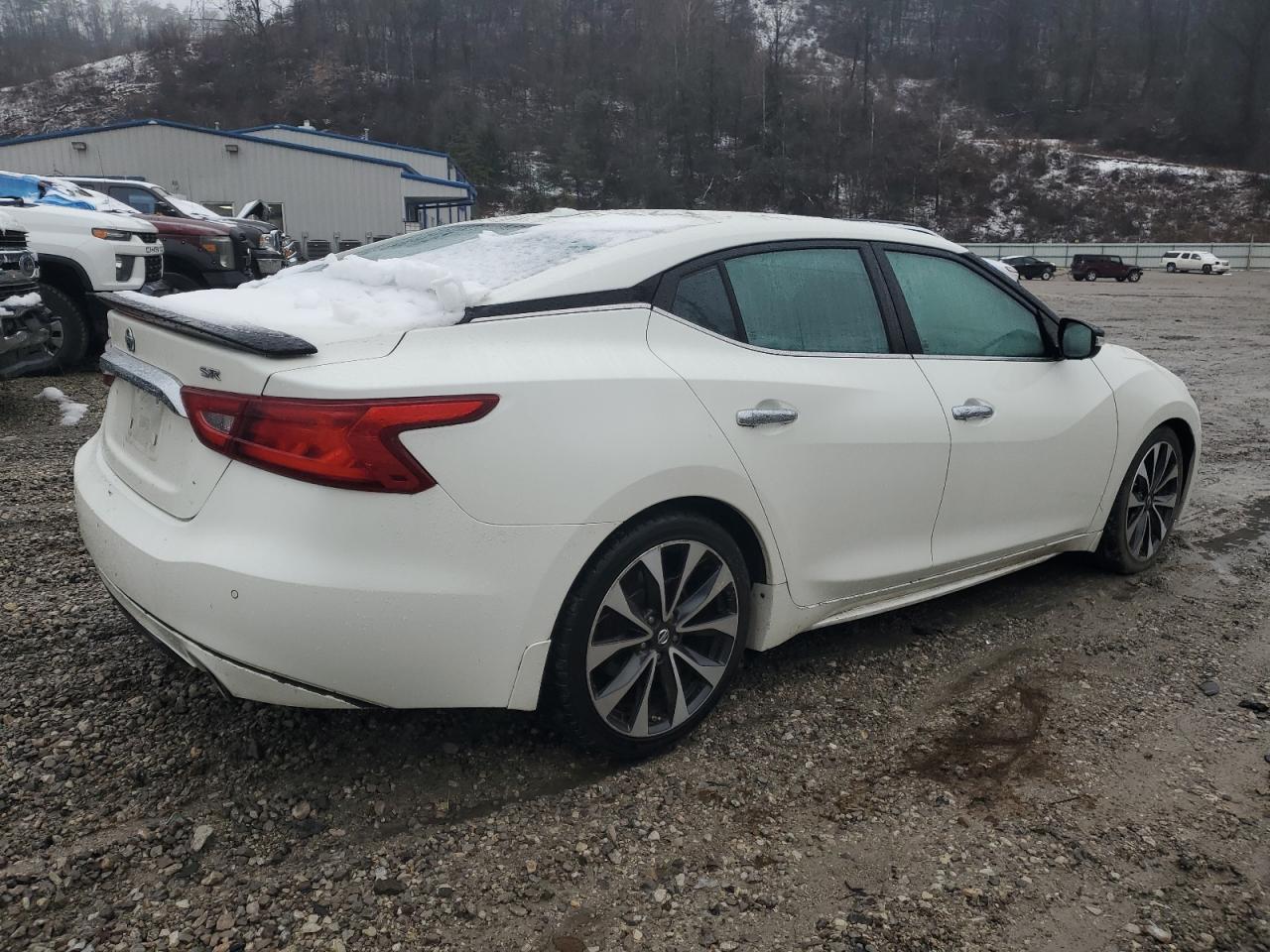 2017 NISSAN MAXIMA 3.5 - Image 3