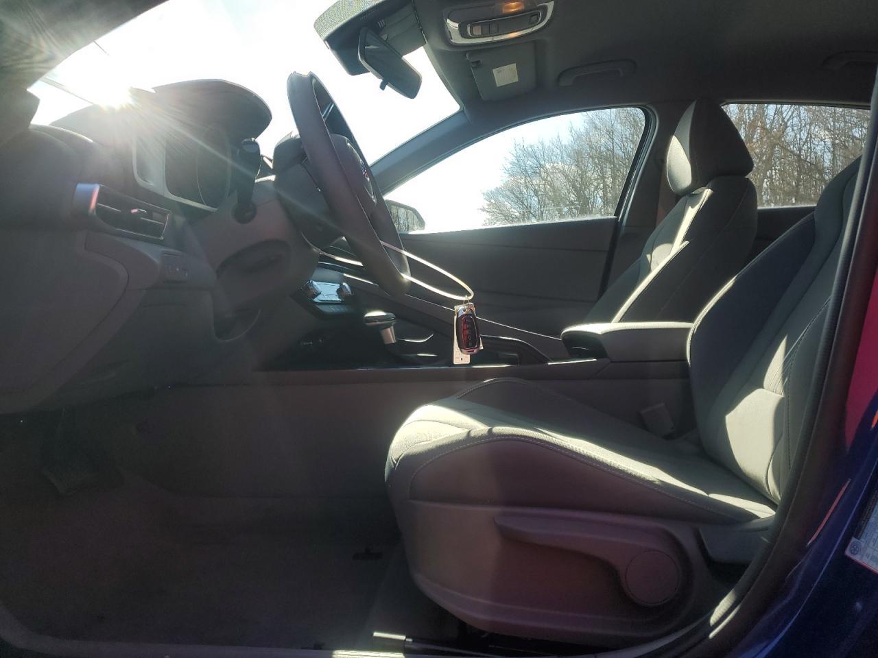 2023 HYUNDAI ELANTRA SE - Image 7