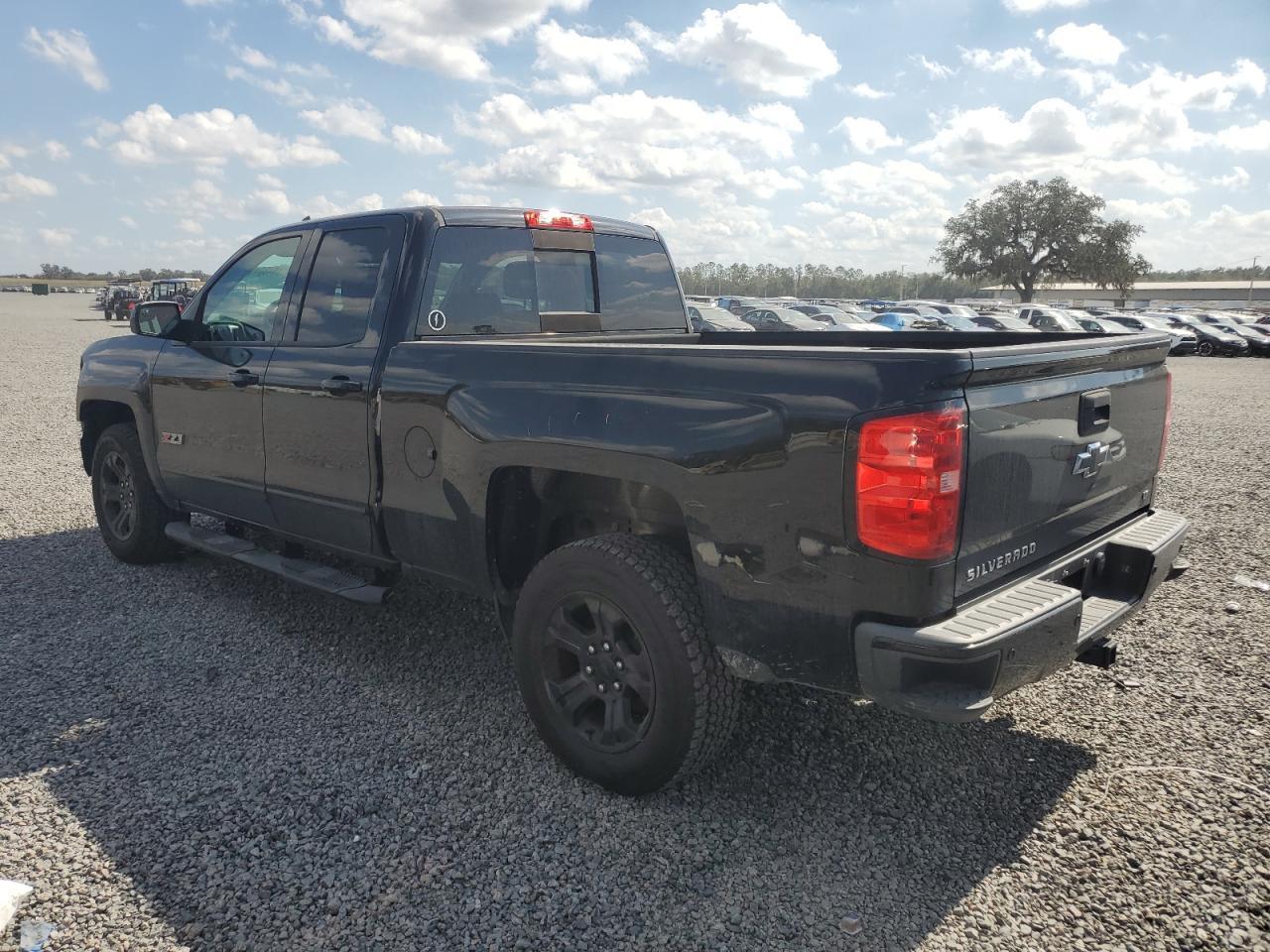 2017 CHEVROLET SILVERADO - Image 2