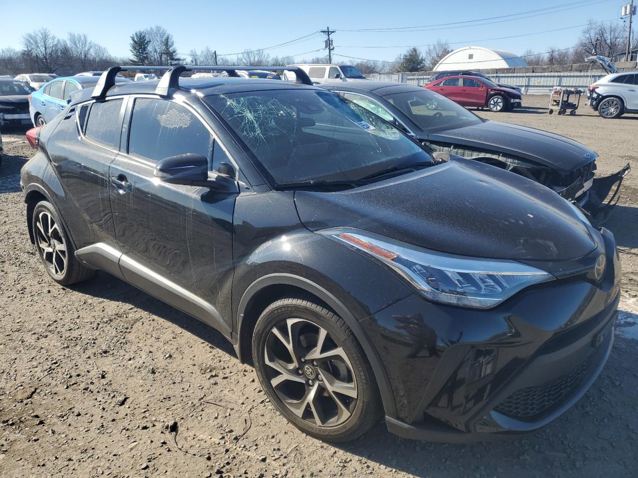 2022 TOYOTA C-HR XLE - Image 4