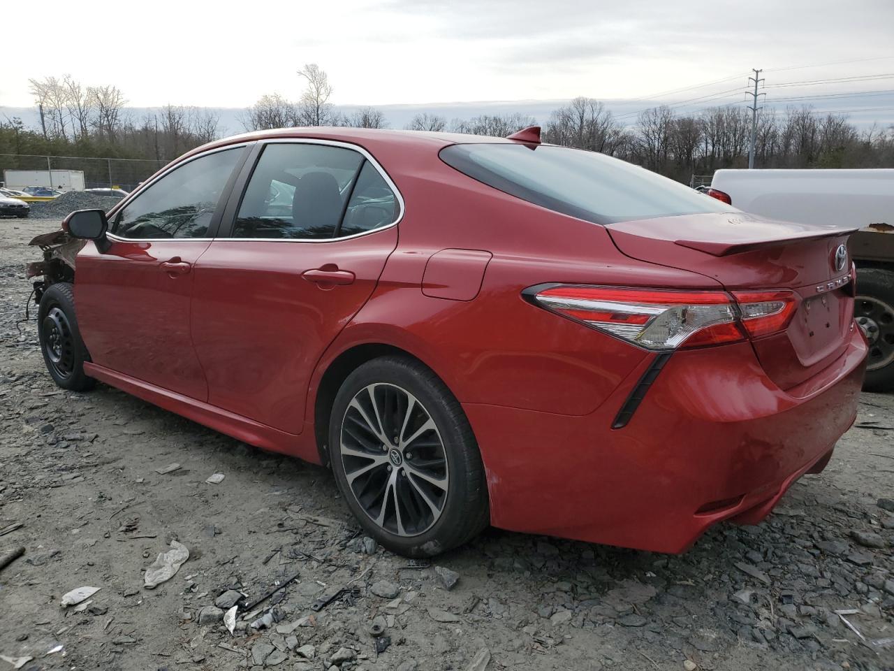2020 TOYOTA CAMRY SE - Image 2