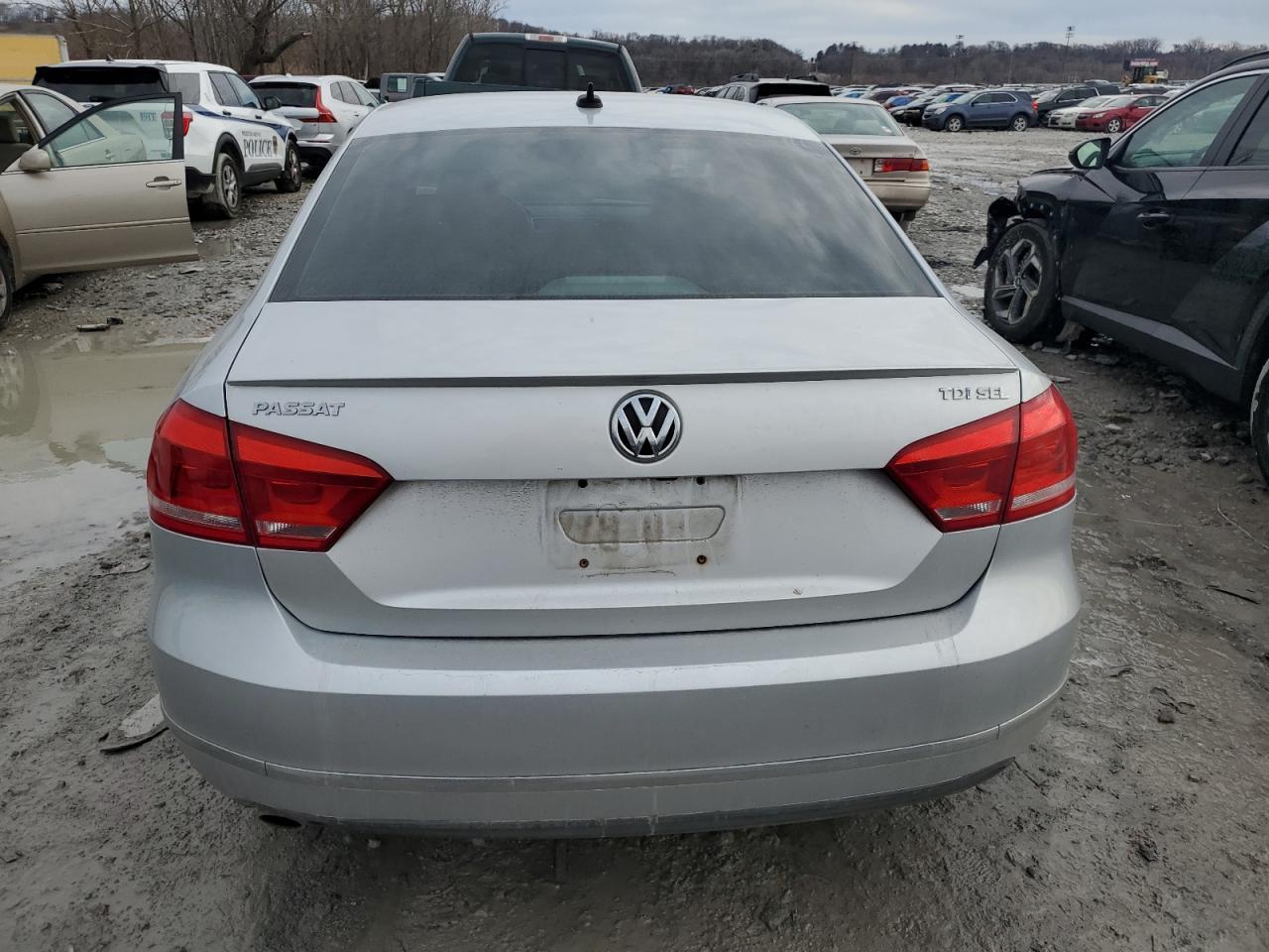 2013 VOLKSWAGEN PASSAT SEL - Фото 6