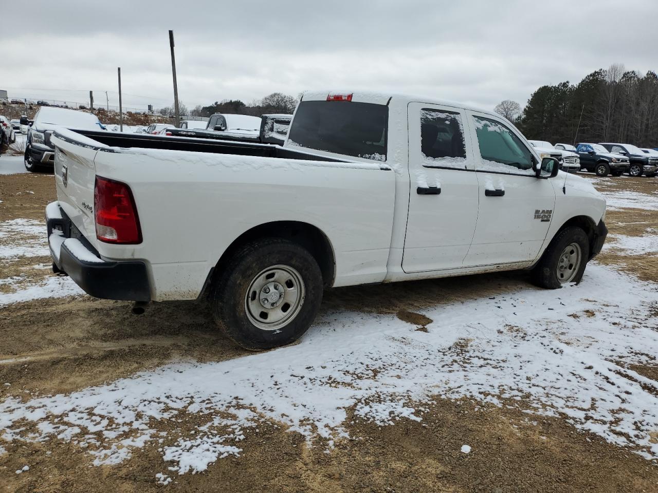 2020 RAM 1500 CLASS - Image 3