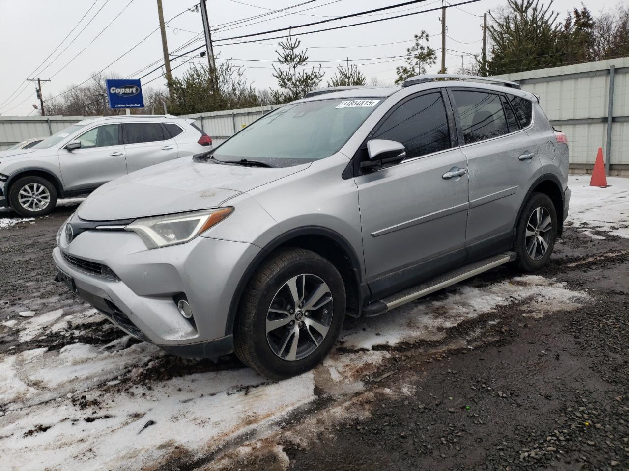 2017 TOYOTA RAV4 XLE