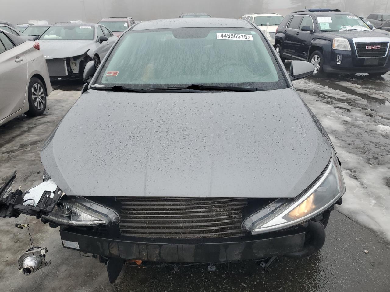 2019 HYUNDAI ELANTRA SE - Фото 5