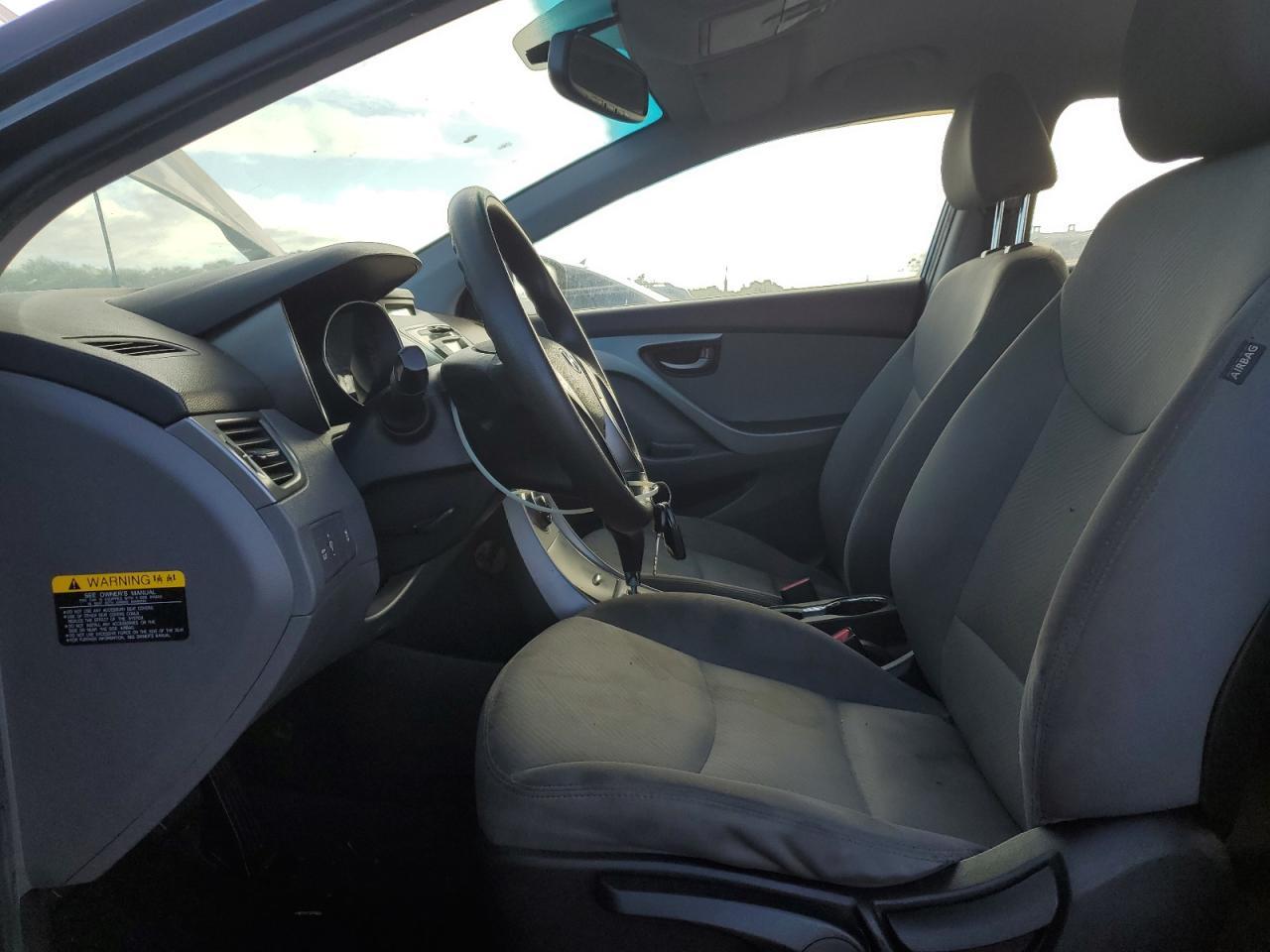 2013 HYUNDAI ELANTRA GL - Image 7