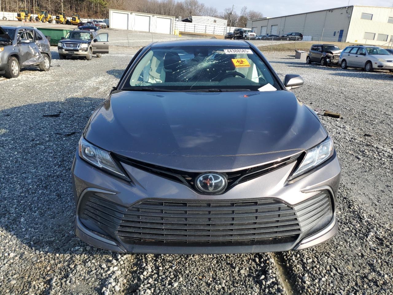 2023 TOYOTA CAMRY LE - Image 5