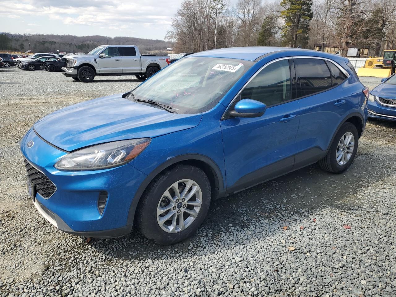 2020 FORD ESCAPE SE