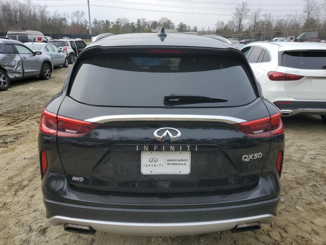 2019 INFINITI QX50 ESSEN - Image 6
