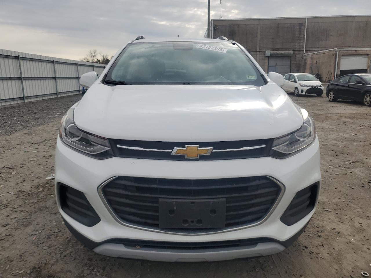 2018 CHEVROLET TRAX 1LT - Image 5