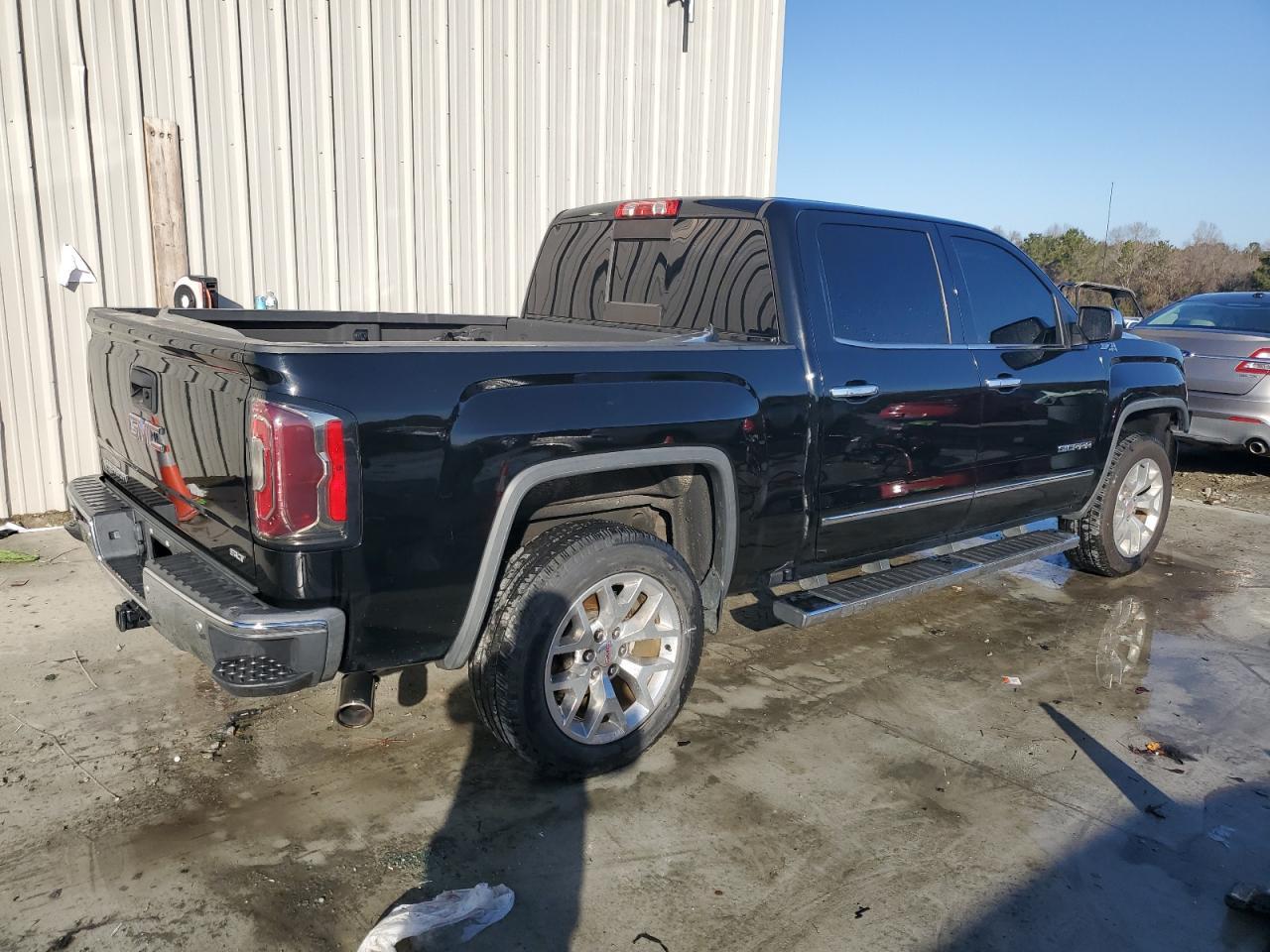 2018 GMC SIERRA K15 - Фото 3