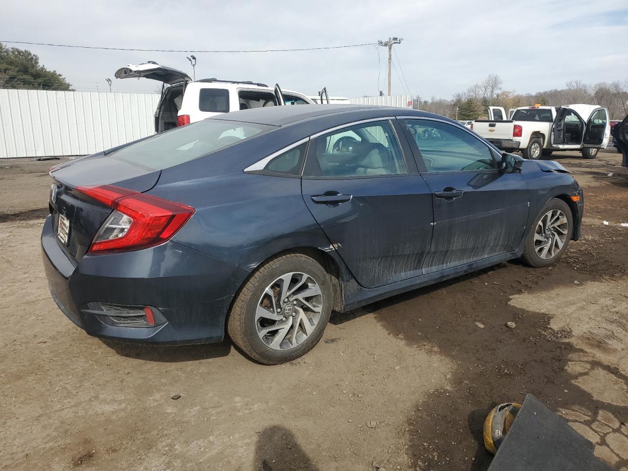 2016 HONDA CIVIC EX - Image 3