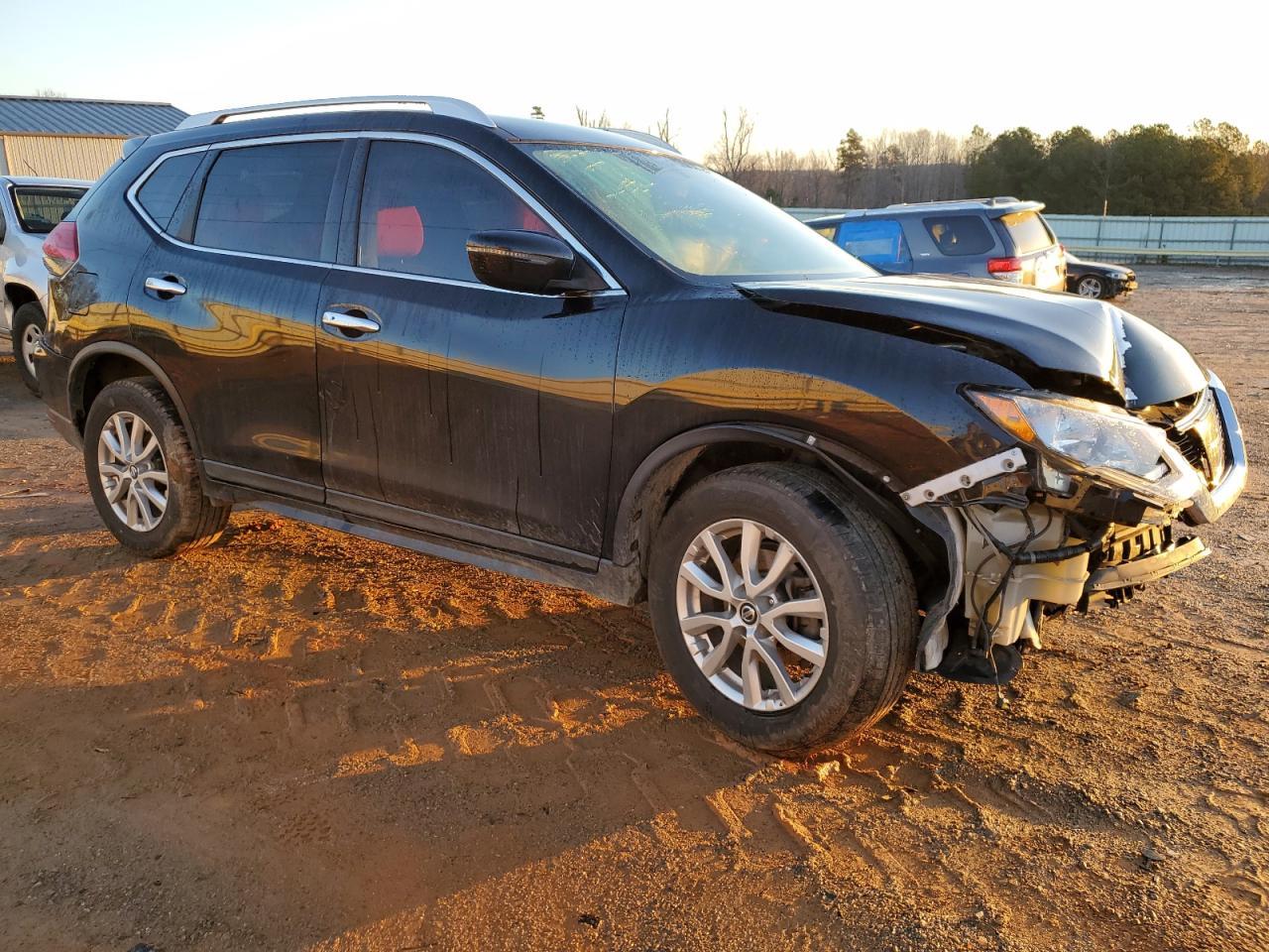 2017 NISSAN ROGUE S - Фото 4
