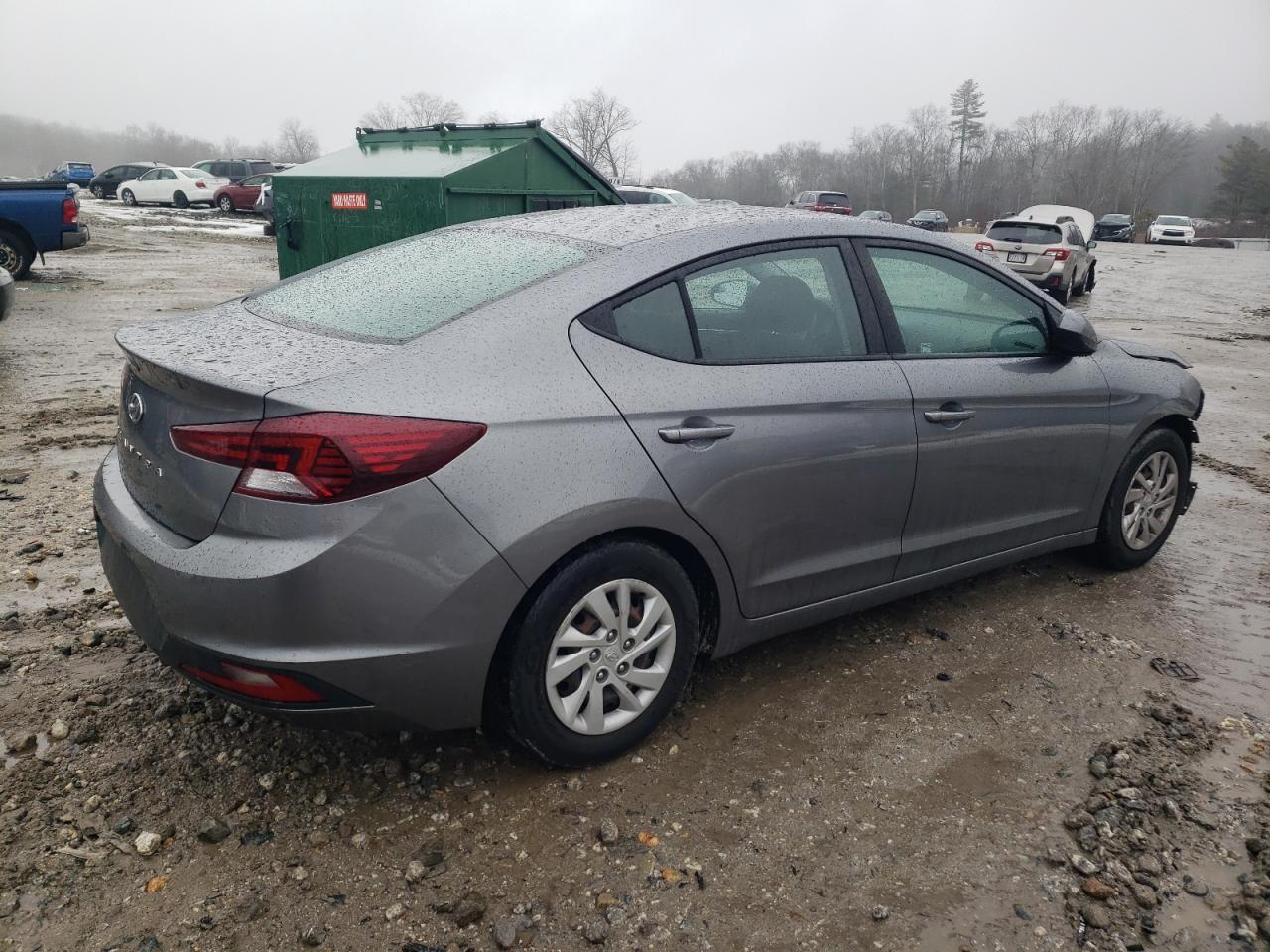 2019 HYUNDAI ELANTRA SE - Фото 3