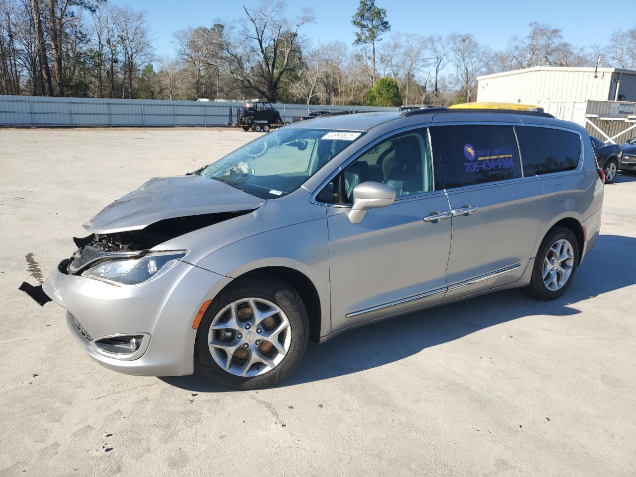 2017 CHRYSLER PACIFICA T