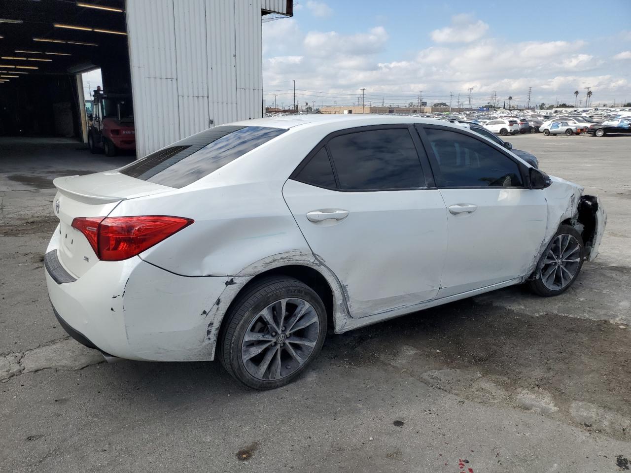 2018 TOYOTA COROLLA L - Image 3