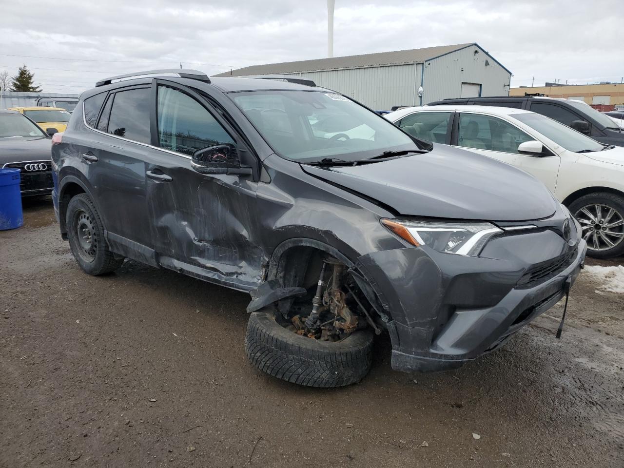 2018 TOYOTA RAV4 LE - Image 4