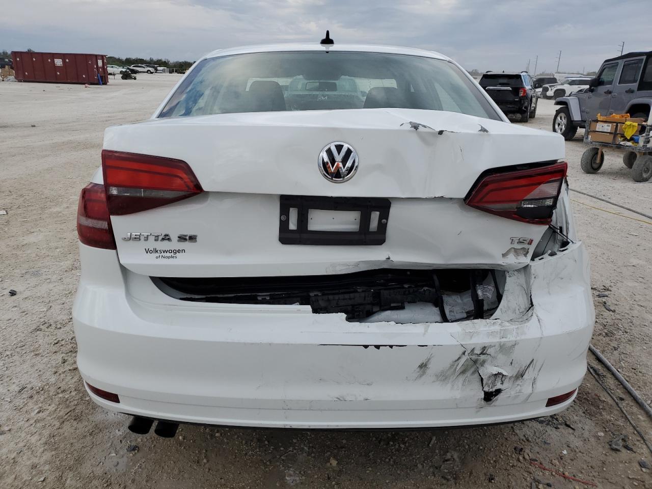 2016 VOLKSWAGEN JETTA SE - Image 6