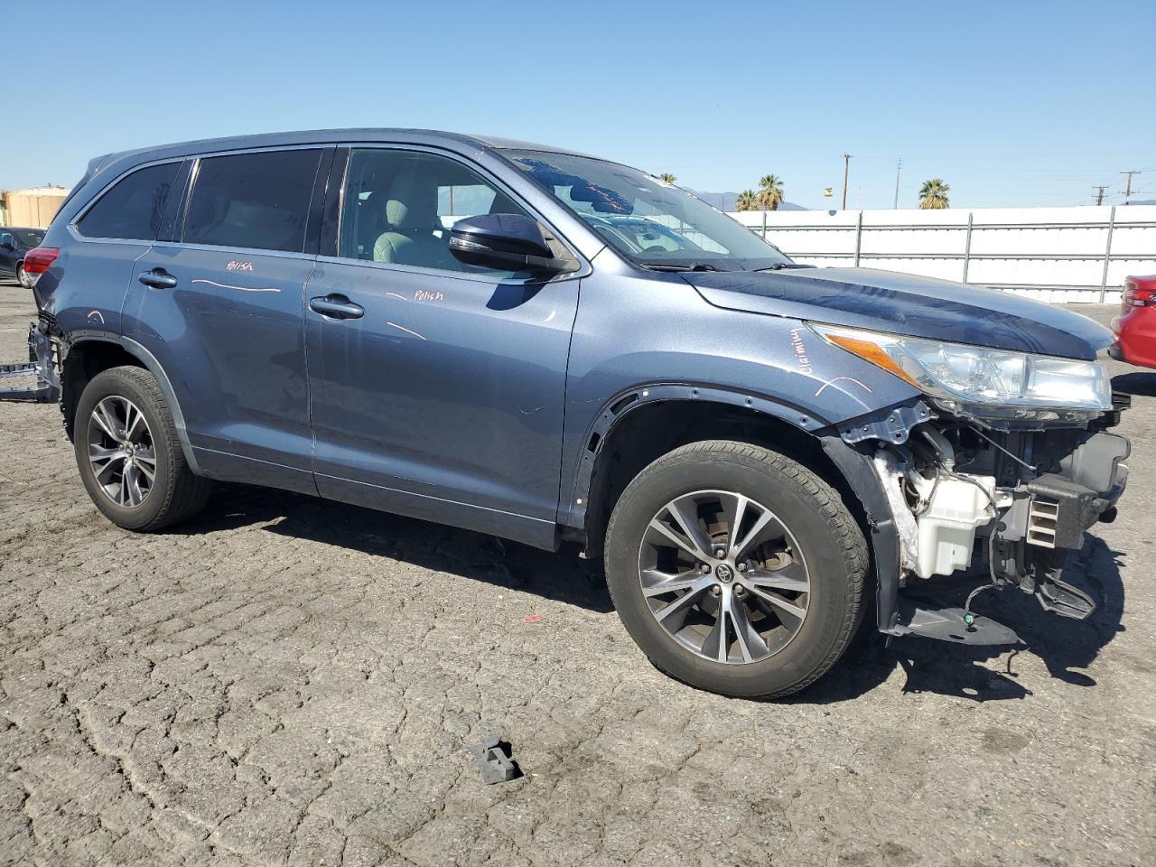 2018 TOYOTA HIGHLANDER - Image 4