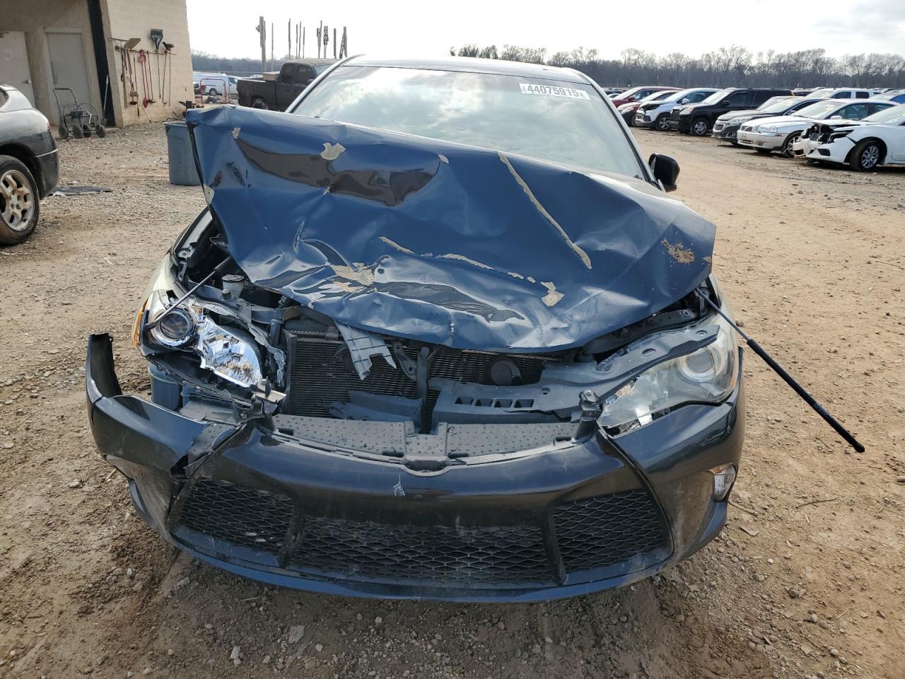 2017 TOYOTA CAMRY LE - Image 5