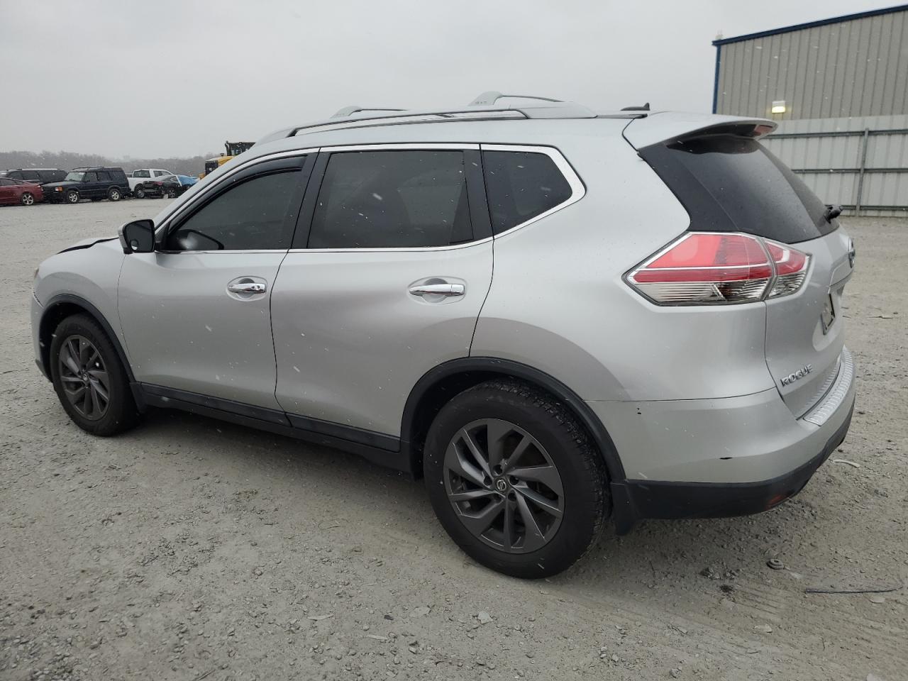 2016 NISSAN ROGUE S - Image 2