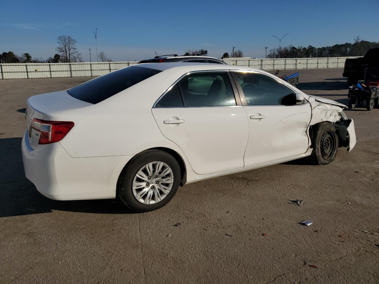 2012 TOYOTA CAMRY BASE - Фото 3