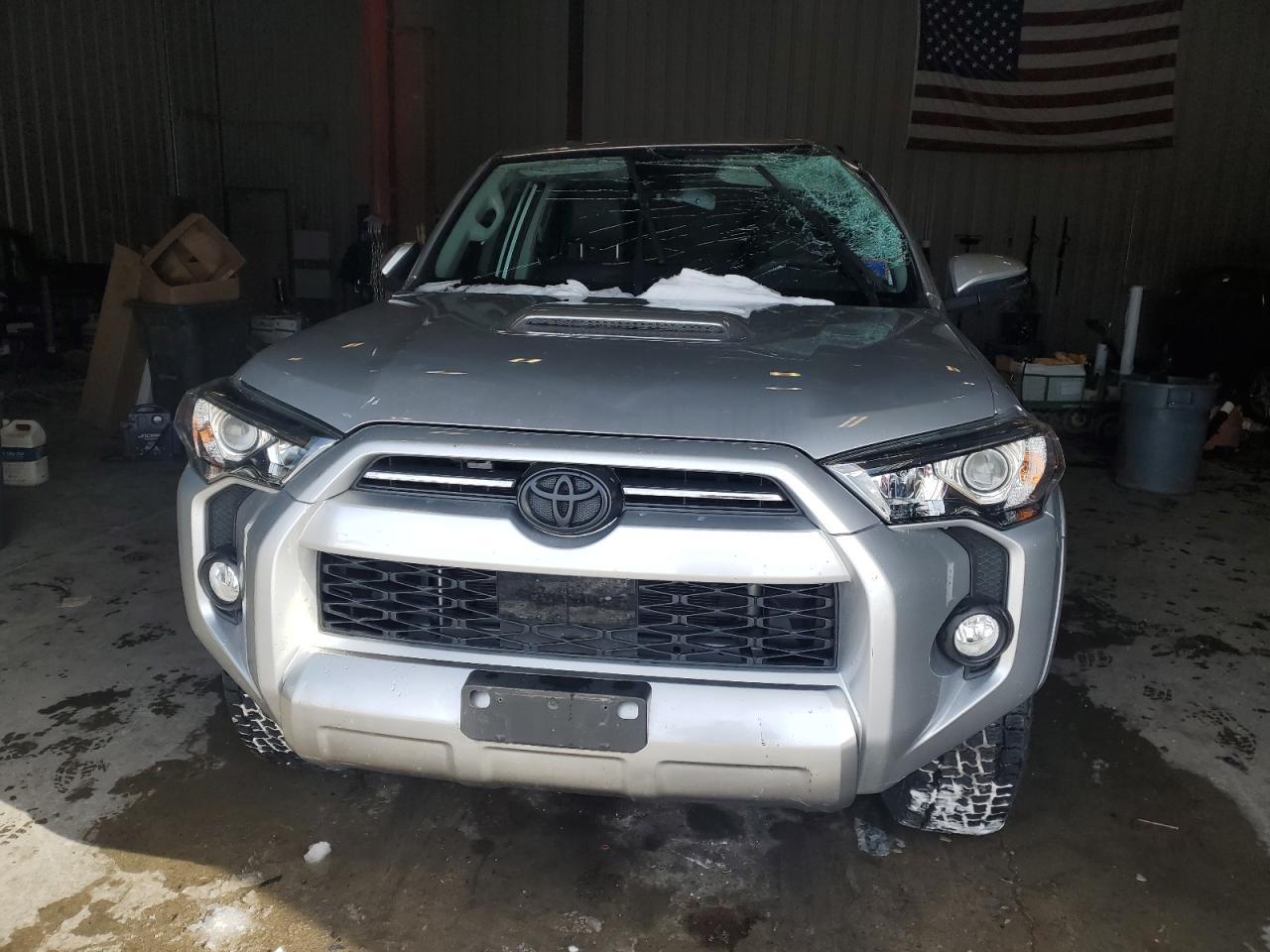 2020 TOYOTA 4RUNNER SR - Image 5