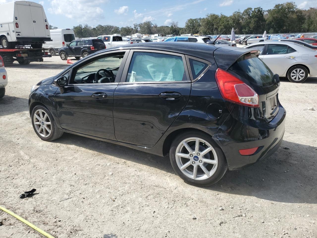 2019 FORD FIESTA SE - Image 2
