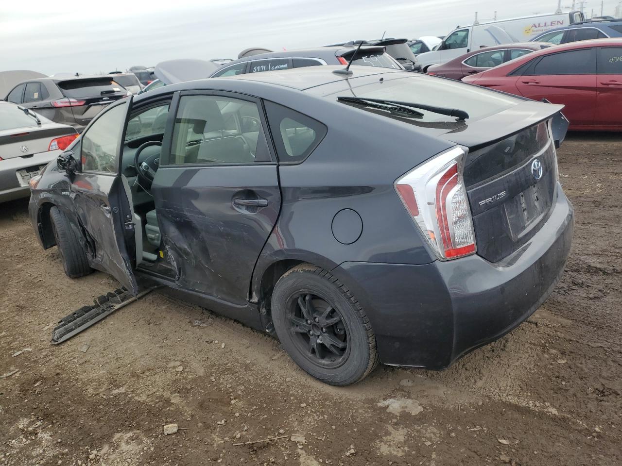 2013 TOYOTA PRIUS - Фото 2