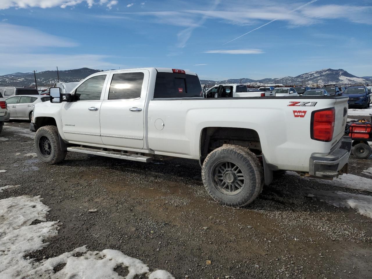 2018 CHEVROLET SILVERADO - Image 2