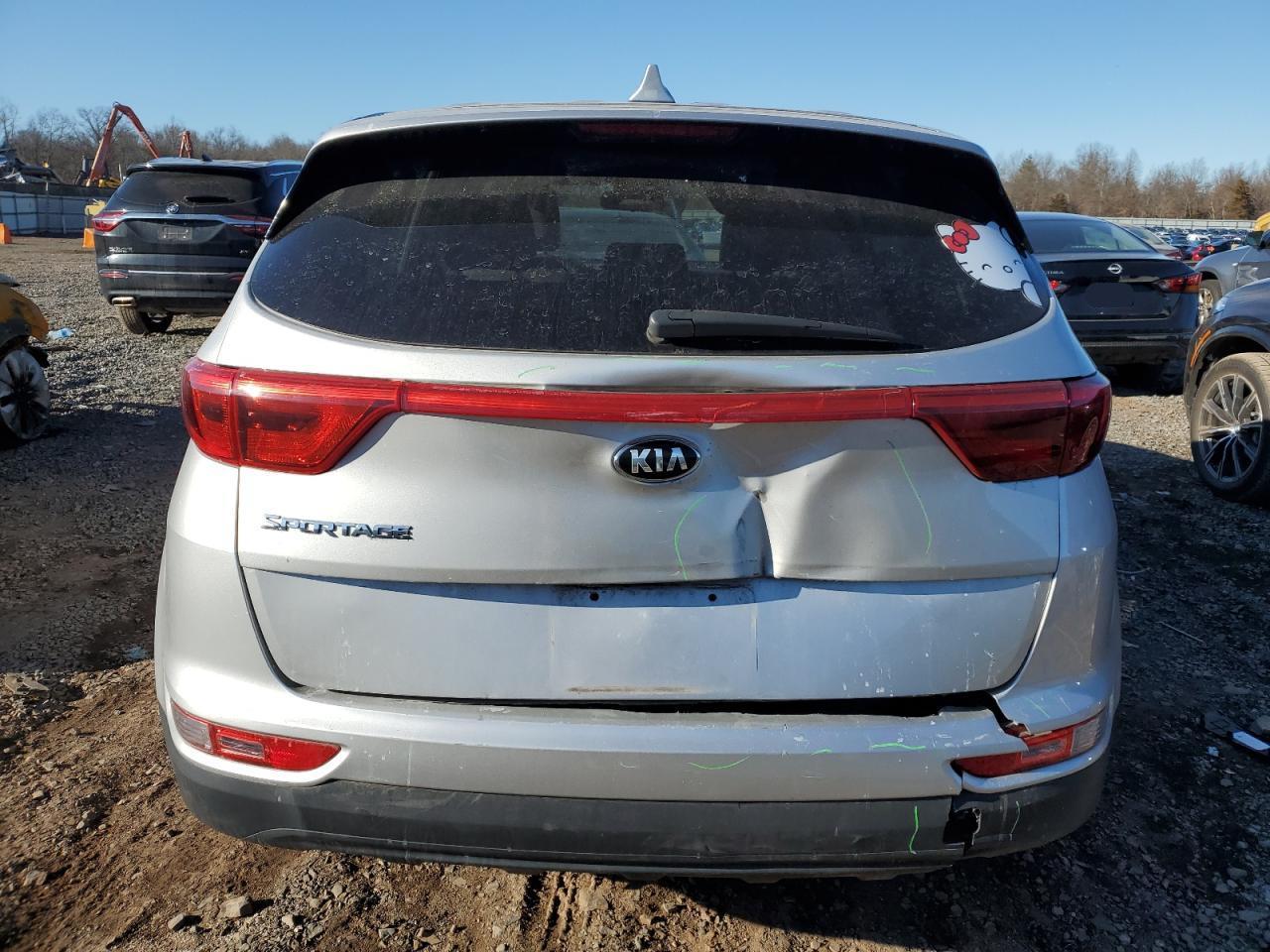 2017 KIA SPORTAGE L - Image 6