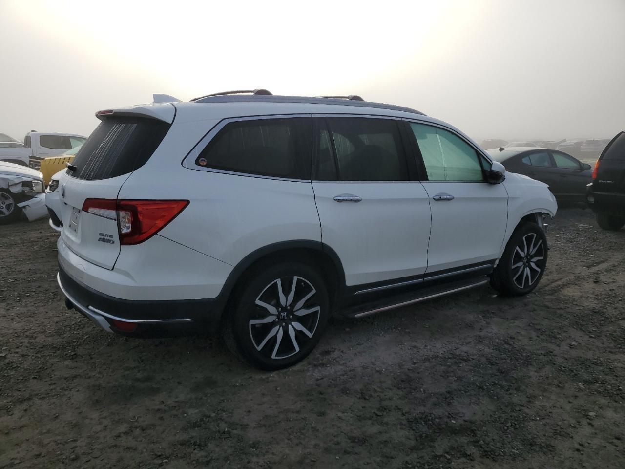 2019 HONDA PILOT ELIT - Image 3