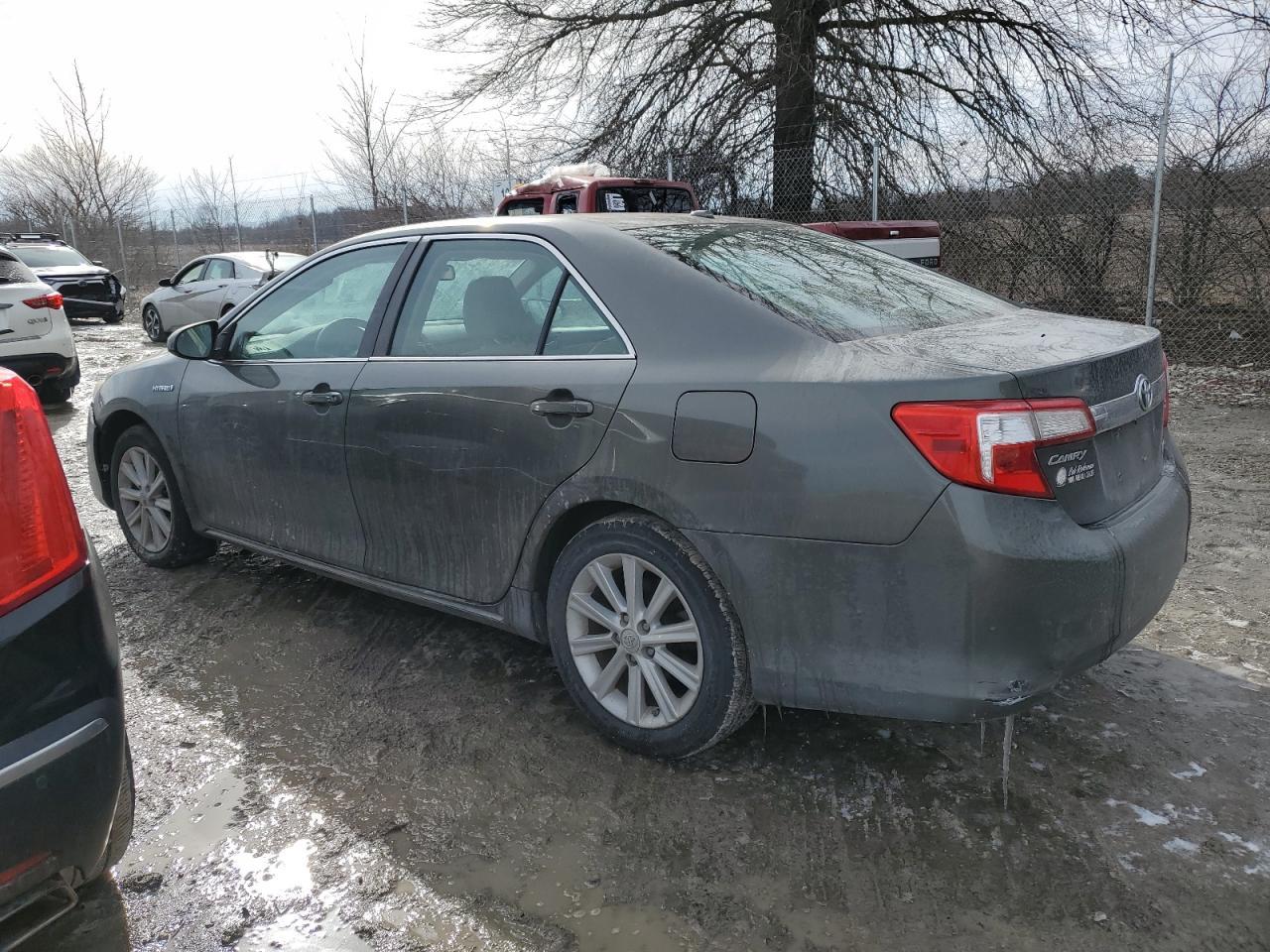 2012 TOYOTA CAMRY HYBR - Фото 2