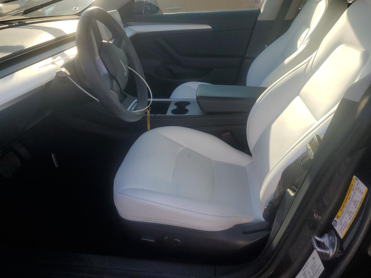 2022 TESLA MODEL 3 - Image 7