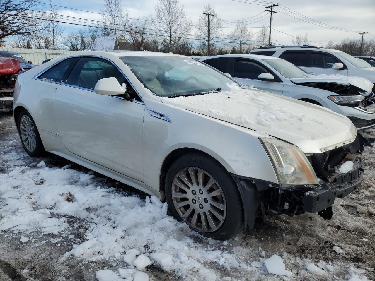 2011 CADILLAC CTS PREMIU - Image 4